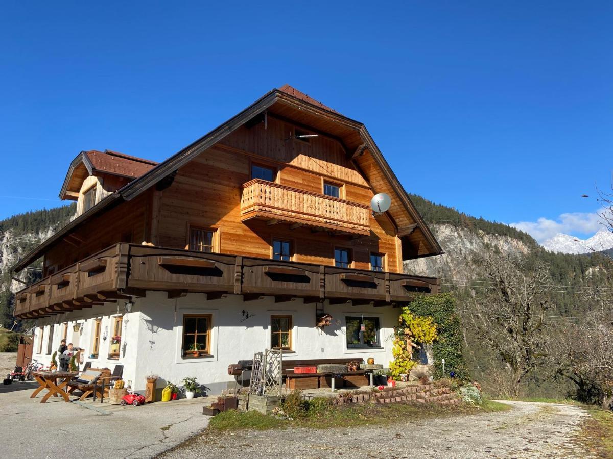 Reiterhof Familie Laubichler Bed & Breakfast Schladming Bagian luar foto